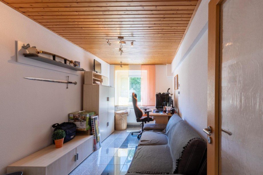 Kinderzimmer oder B�ro Etagenwohnung Essen