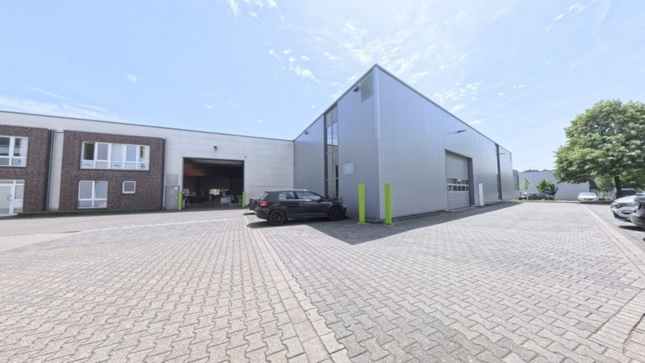 Au�enbereich Halle Dinslaken