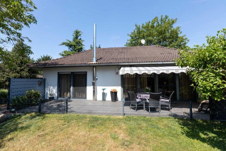 Gartenansicht Hamminkeln - Hamminkeln Einfamilienhaus Freistehend und top-gepflegt: Bungalow in Br�nen