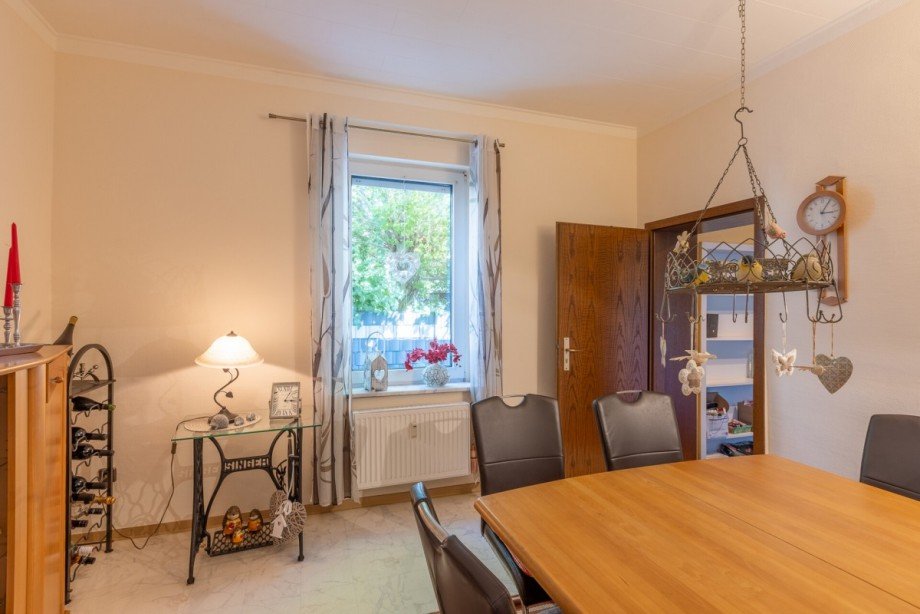 Esszimmer Wohnung Erdgeschoss Mehrfamilienhaus Oberhausen
