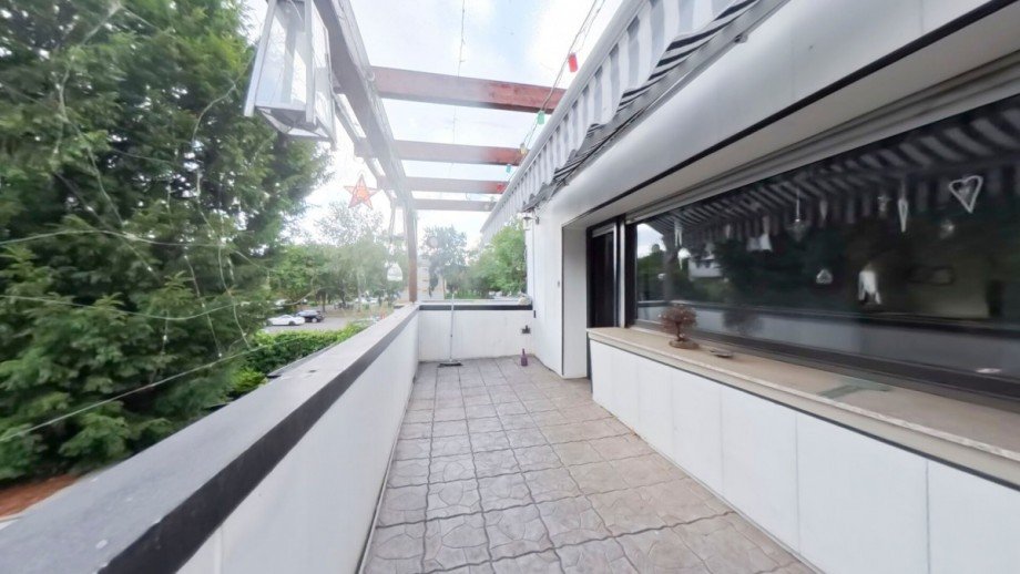 Balkon Obergeschoss Doppelhaush�lfte Moers