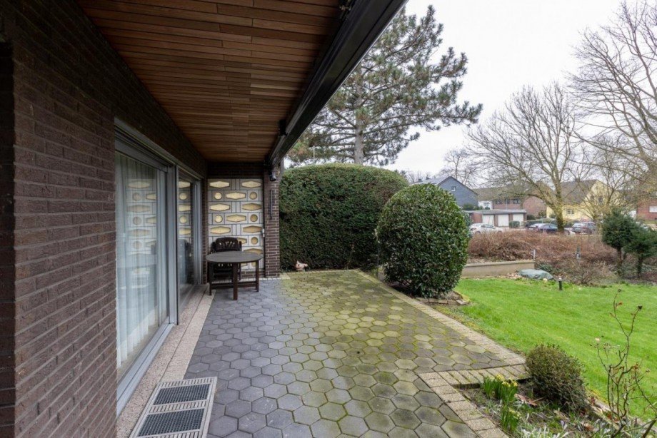 Terrasse mit Markise Einfamilienhaus Oberhausen