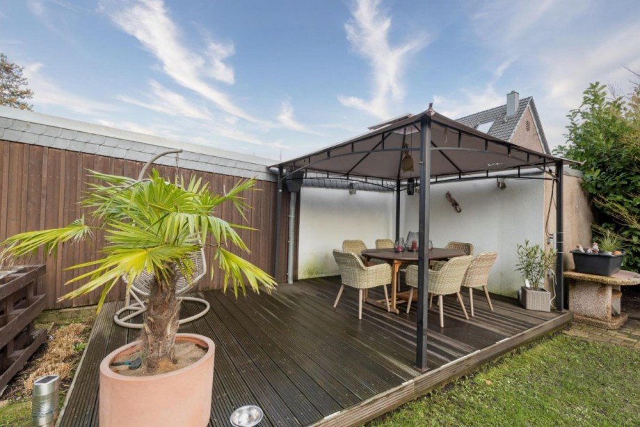 Terrasse Doppelhaush�lfte Oberhausen