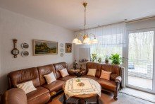 1. Etage links Wohnzimmer Freistehendes 7-Familienhaus in OB- Osterfeld
