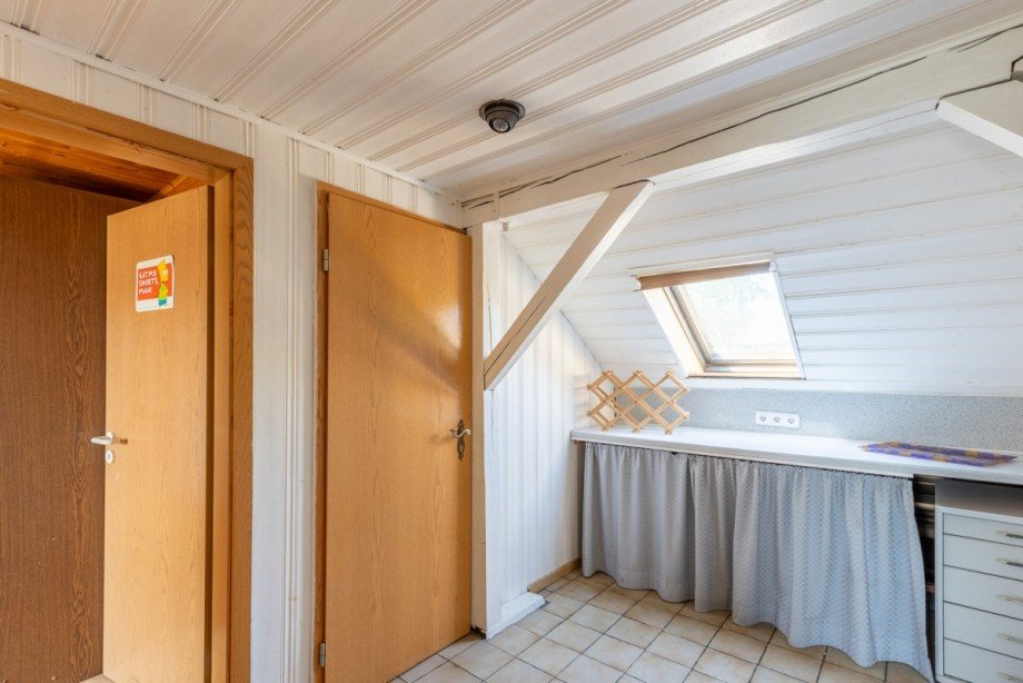 Zimmer Dachgeschoss Zweifamilienhaus Bottrop / Bottrop-Vonderort