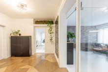 Flur Luxuri�ses Wohnen: traumhafte Maisonette-Wohnung �ber den D�chern von Oberhausen
