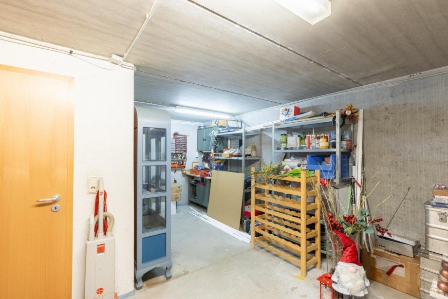 Keller Doppelhaush�lfte Moers