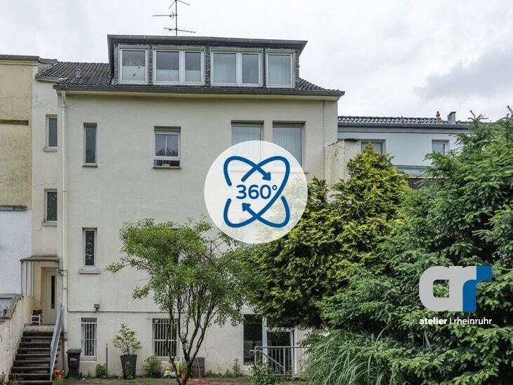 R�ckseite Oberhausen Dachgeschosswohnung OB-D�mpten: gem�tliche 3,5 Zi Dachgeschosswohnung