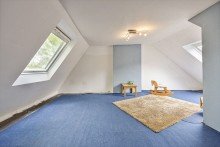 Dachgeschoss Vielseitige DHH mit Traumgrundst�ck in Sterkrade