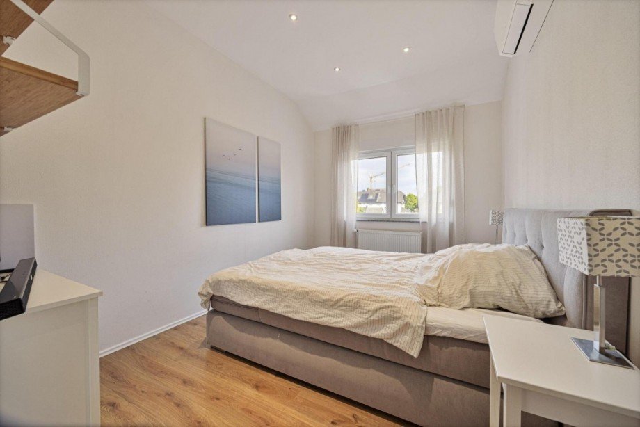 Schlafzimmer Doppelhaush�lfte Gladbeck